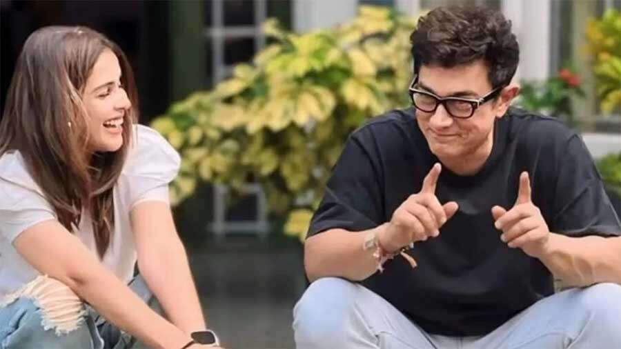 aamir-khan-and-genelia-dsouza Aamir Khan and Genelia D'Souza