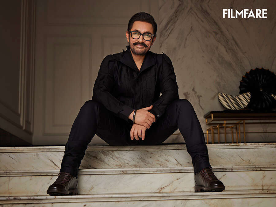 aamir-khan-with-filmfare Aamir Khan with Filmfare