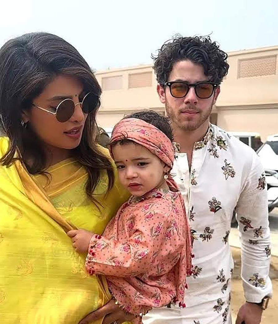 priyanka-also-revealed-that-malti-loves-playing-dress-up-with-her-mother Priyanka also revealed that Malti loves playing dress up with her mother