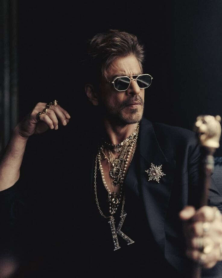 Shah rukh in trouble with Mannat