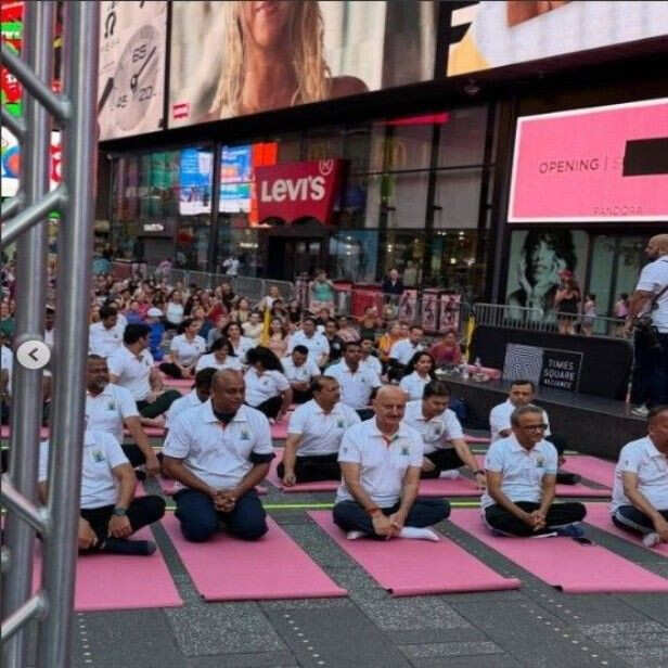 yoga21750489597 Yoga