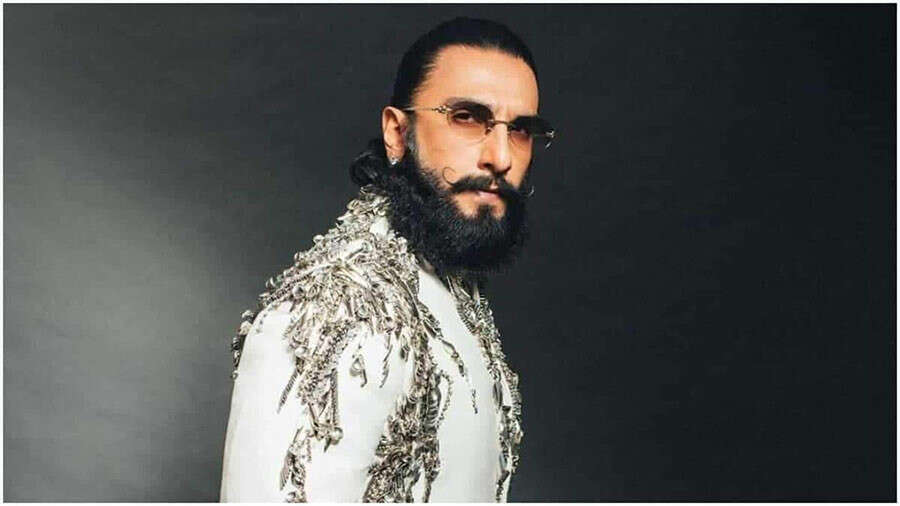 Dhurandhar Aditya Dhura suprise for Ranveer Singh