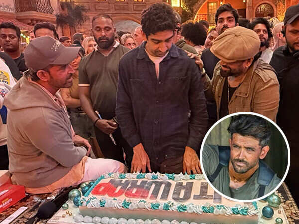 Hrithik Roshan Gets Emotional As He Wraps Up Shooting for War 2