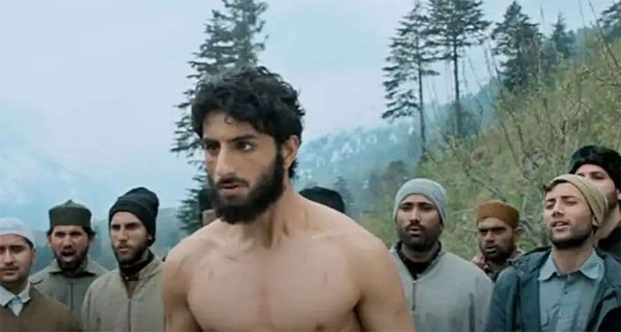 ibrahim-ali-khan-will-be-seen-performing-intense-action-in-his-upcoming-film-sarzameen Ibrahim Ali Khan will be seen performing intense action in his upcoming film Sarzameen