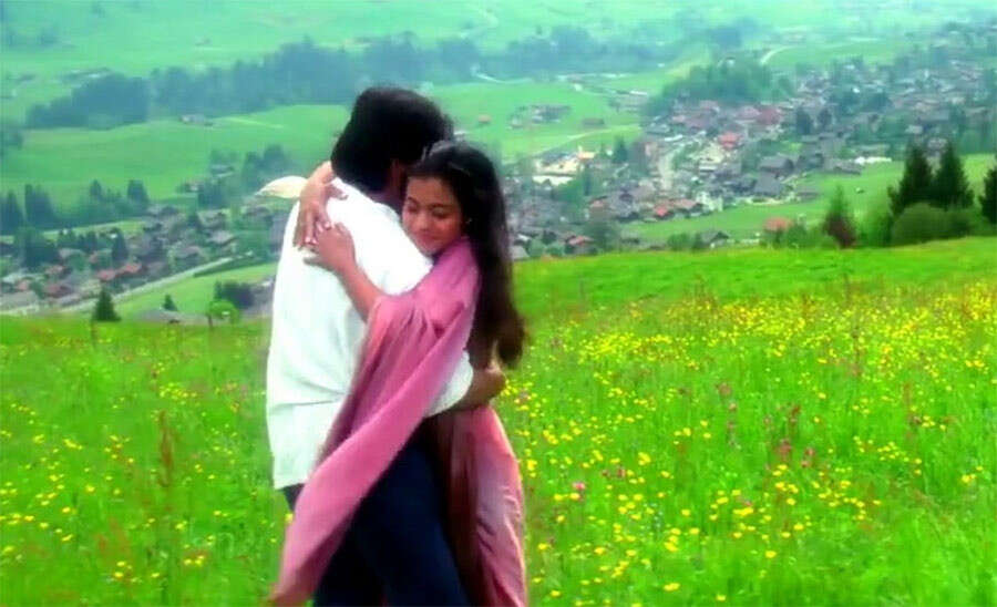 kajol21752472222 Kajol