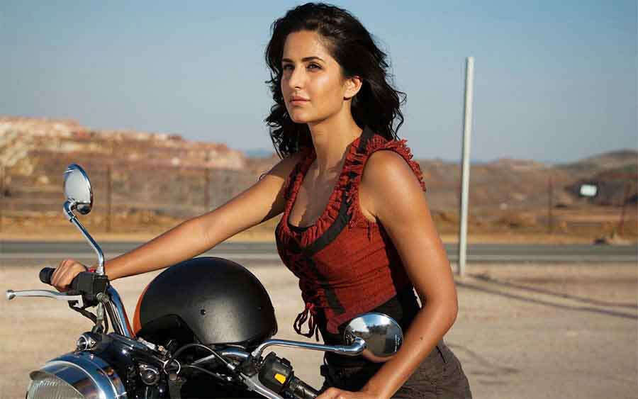 Katrina Kaif as Laila in Zindagi Na Milegi Dobara