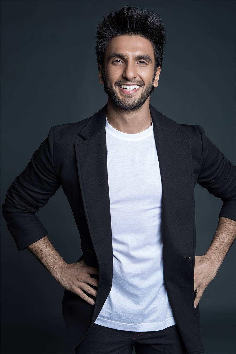 ranveer-singh-on-the-other-hand-in-don-3 Ranveer Singh, on the other hand In Don 3