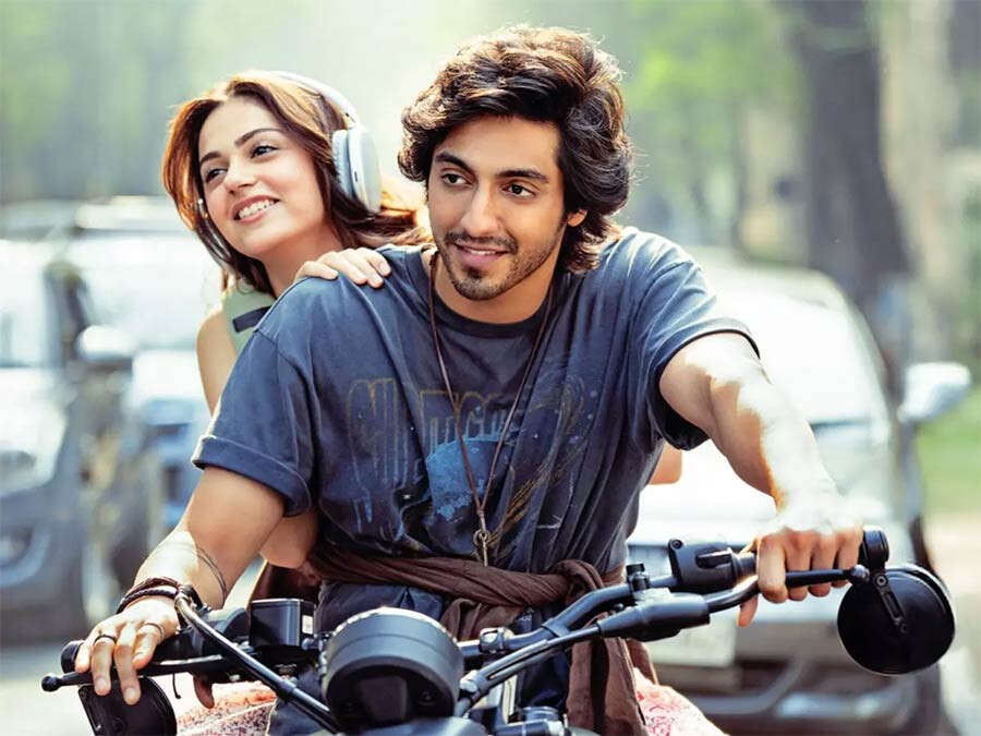 Saiyaara Ahaan Panday Aneet Padda Box Office