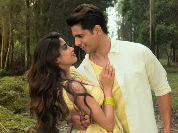 Sidharth Malhotra Janhvi Kapoor