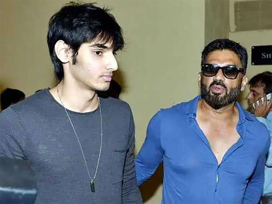 sunielshetty11753879990 Suniel Shetty