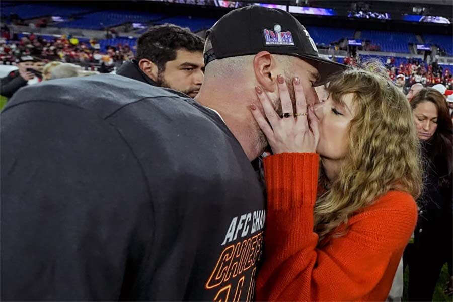 How Taylor Swift and Travis Kelce’s love story begin