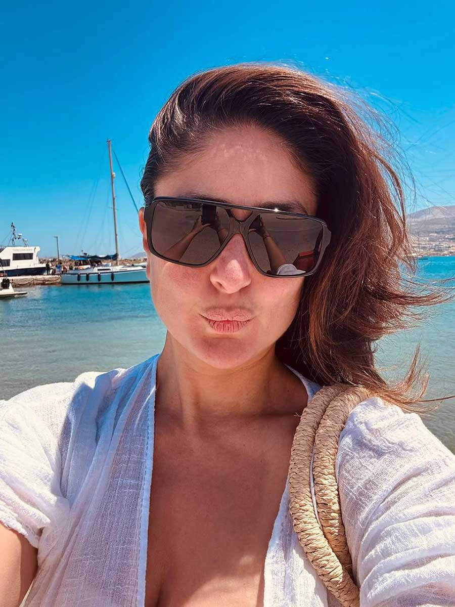 kareenakapoorkhan541517904181089153225755228591303109273598755n1756471508 Kareena Kapoor Khan