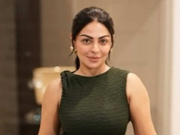 Neeru Bajwa