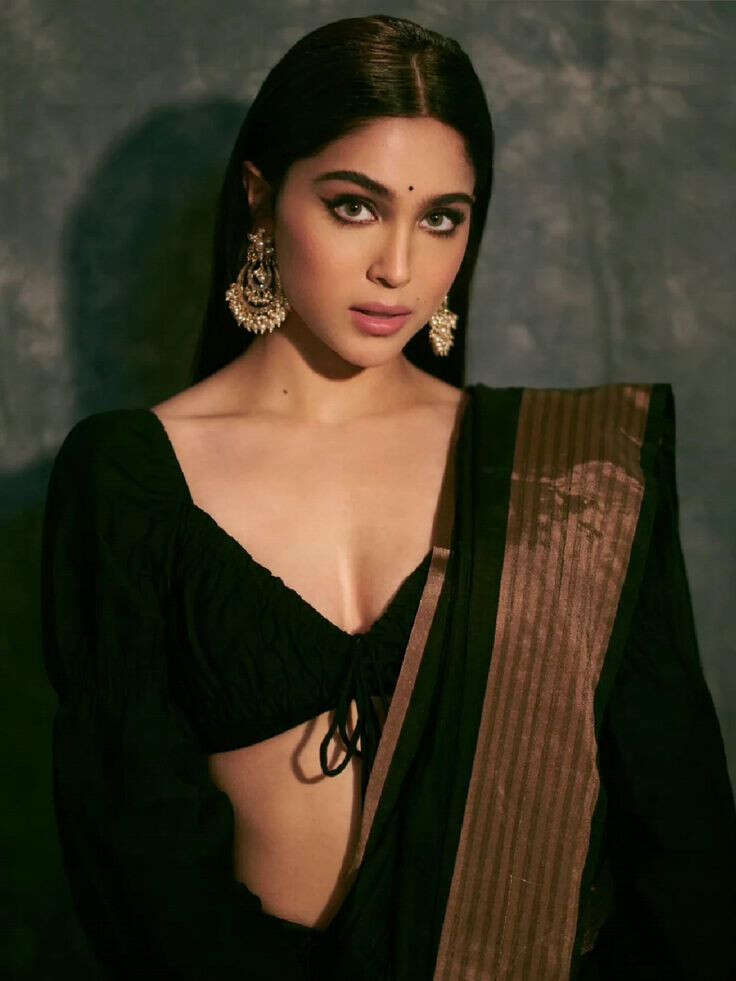 sharvariwagh1754820330 Sharvari