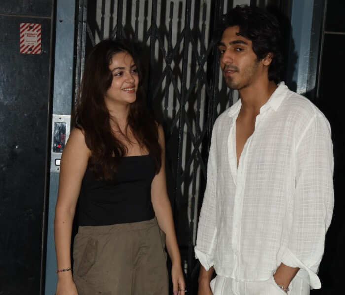 aneetpadda71756709221 Ahaan Panday and Aneet Padda were spotted outside Mohit Suri’s residence last night. Ahaan stood out in an all-white outfit,