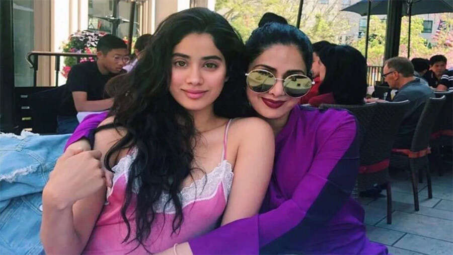 janhvikapoorsridevi11758799396 Janhvi Kapoor Sridevi