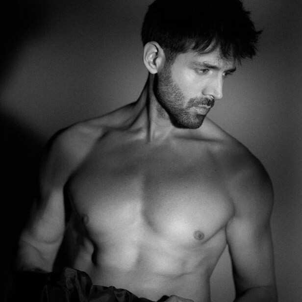 kartikaaryan21756896020 Kartik Aaryan