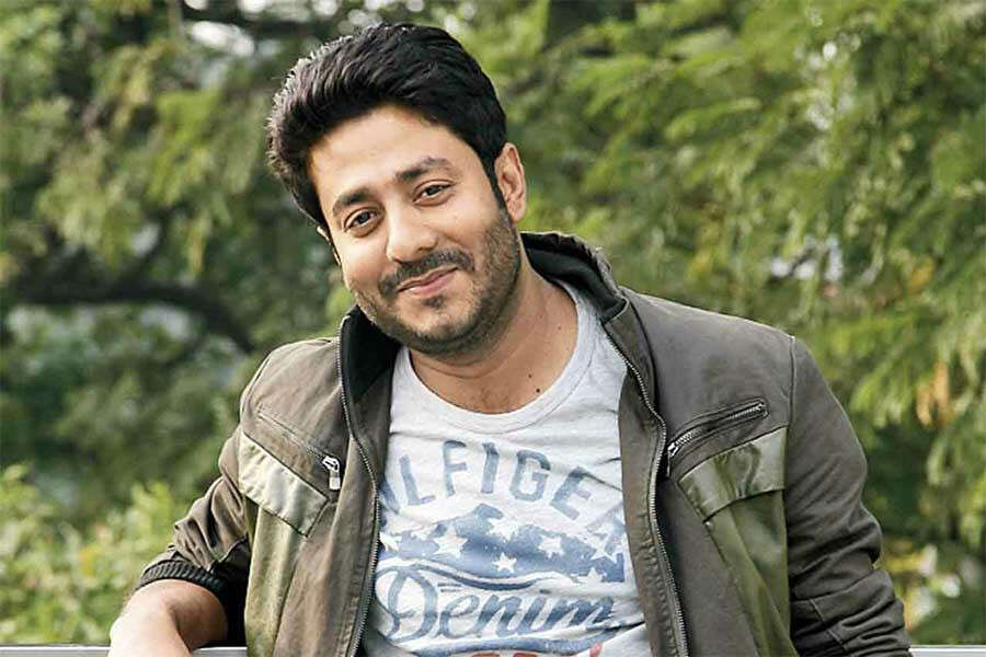 priyanshupainyuliparambratachatterjeesumeetvyas11759133124 Painyuli Parambrata Chatterjee Sumeet Vyas