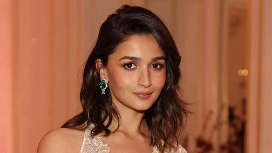 rahamaheshbhatt11758795616 Raha Mahesh Bhatt