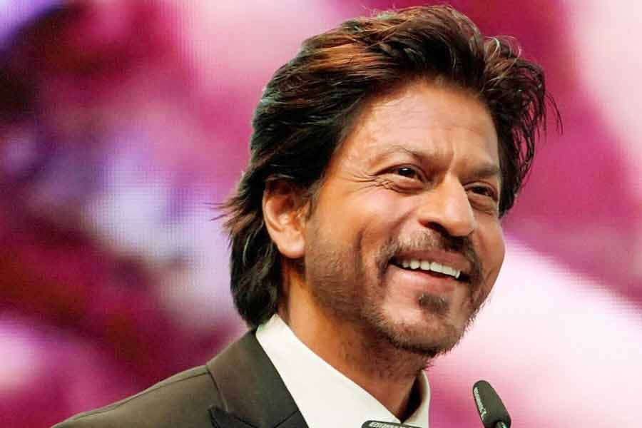 shahrukhkhandeepika11757578989 Shah Rukh Khan Deepika