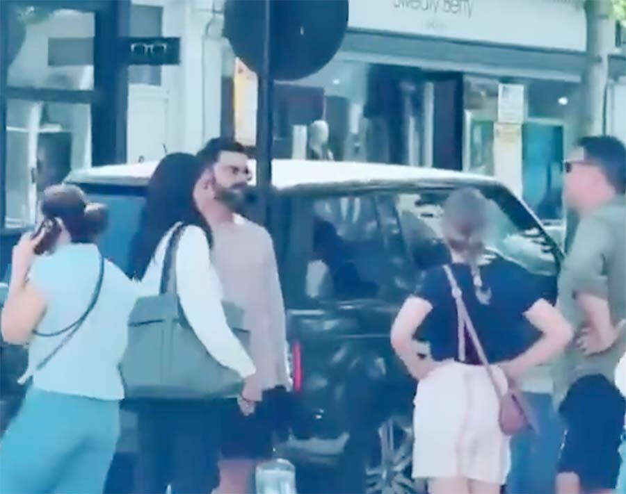 viratanushka11756992941 Virat anushka