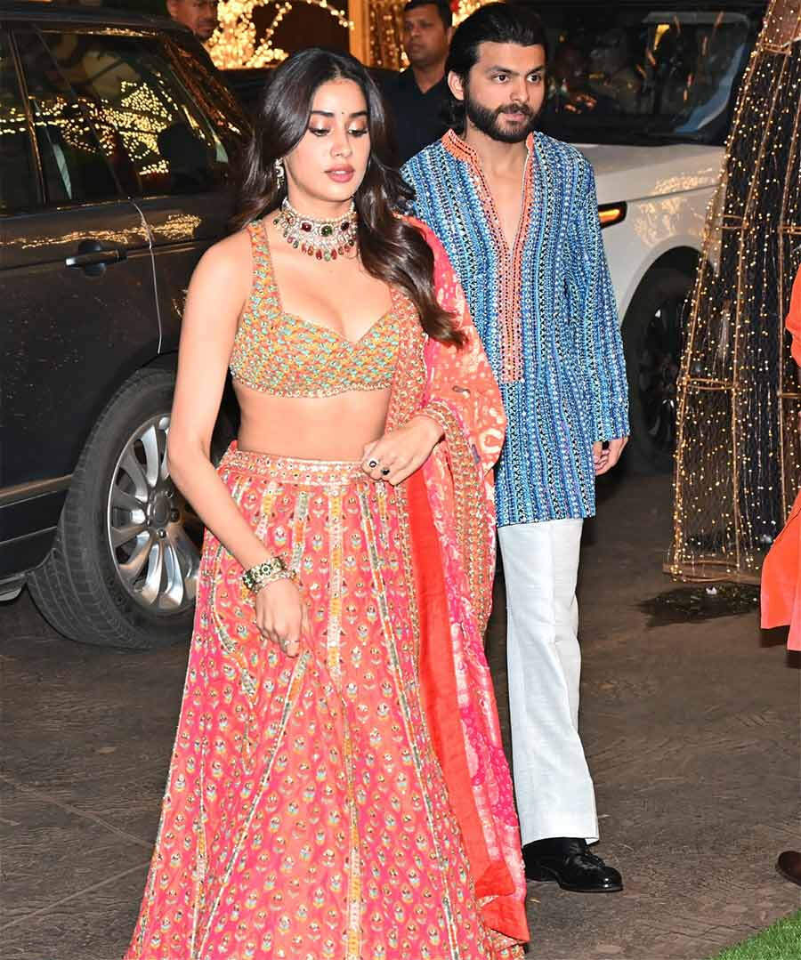 Janhvi Kapoor Shikhar Pahariya